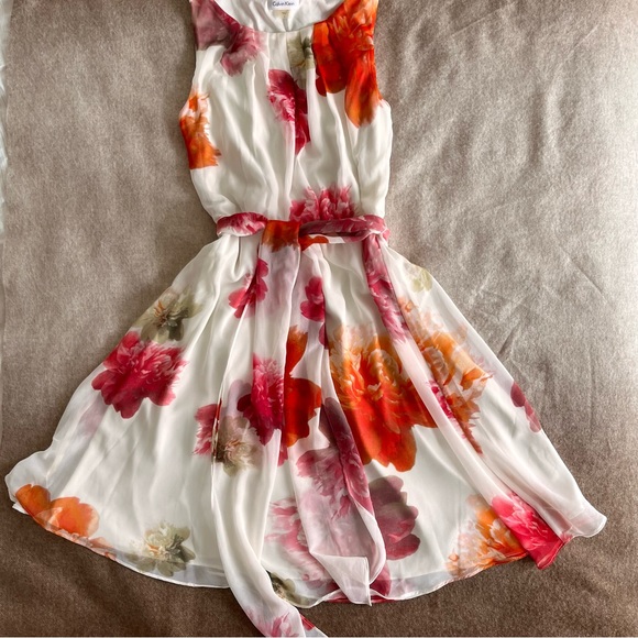 Calvin Klein Floral Chiffon Dress - Picture 5 of 8